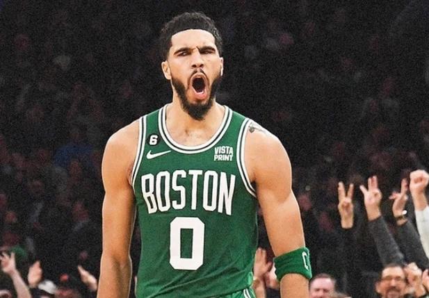 Jayson Tatum fez duplo-duplo com 34 pontos e 19 rebotes