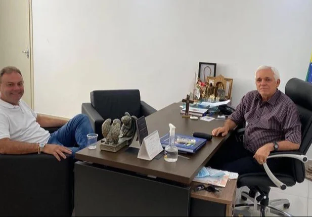 Jeová Alencar e Themístocles Filho