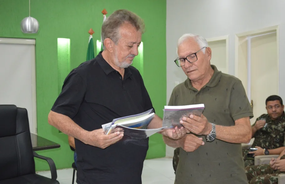 Joãozinho Félix e militares reúnem-se para discutir solenidade de 200 anos da Batalha do Jenipapo