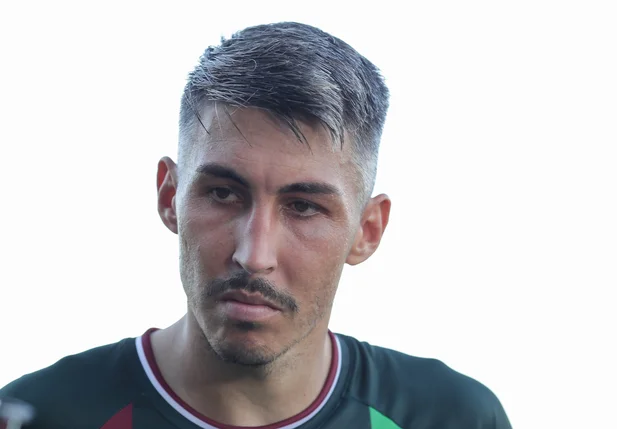 Lucão, zagueiro do Fluminense-PI