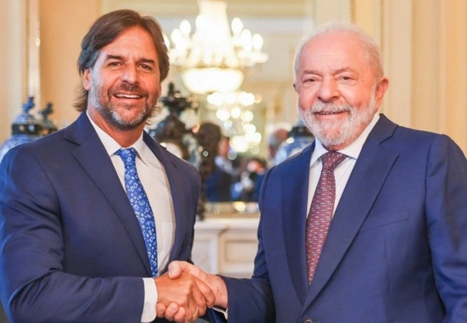 Lula e Lacalle, em encontro oficial no Uruguai