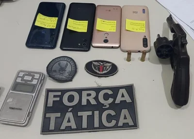 Materiais apreendidos em posse de adolescentes em Floriano