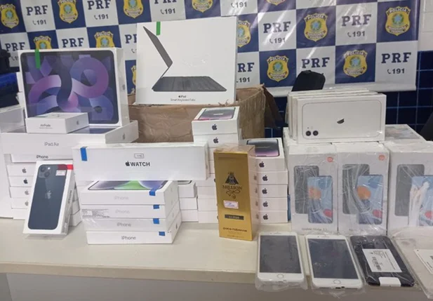 Materiais apreendidos pela PRF em Piripiri