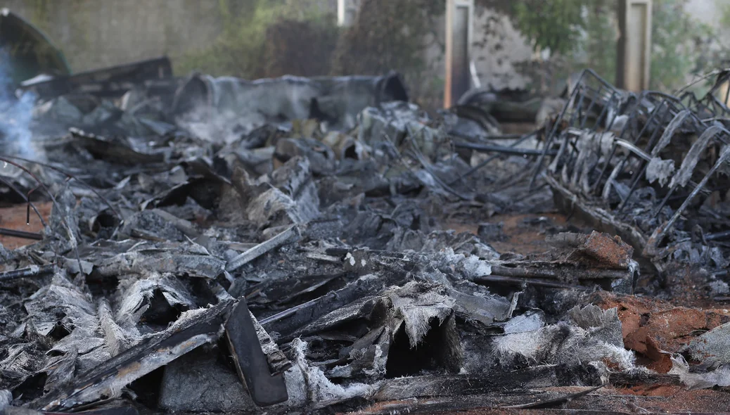 Material ficou destruído