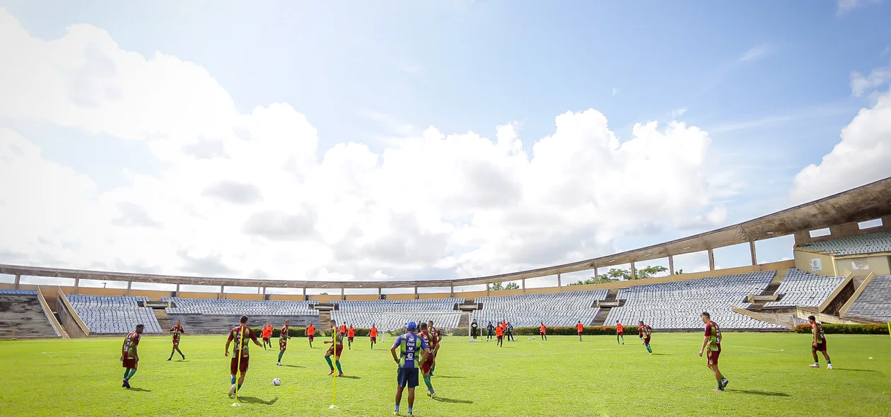 O treino do Fluminense Pi aconteceu no Albertão
