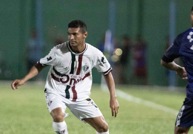 Pio na condução da bola
