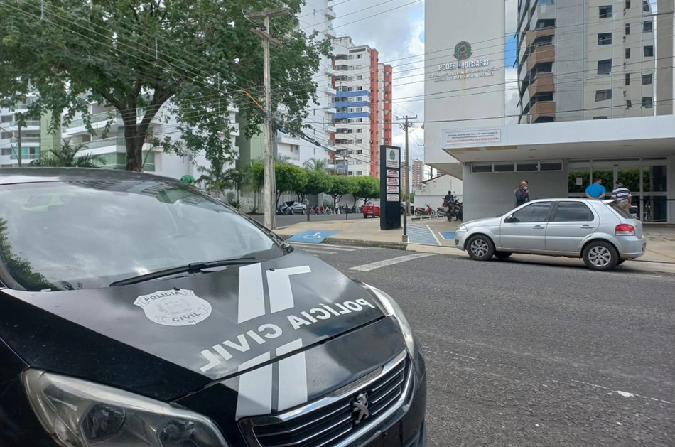 Polícia Civil investiga a tentativa de incêndio criminoso no Cartório Naila Bucar