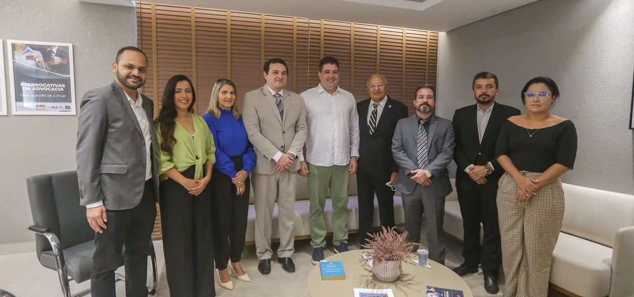 Prefeito Dr. Pessoa em visita ao Presidente da OAB-PI, Celso Barros