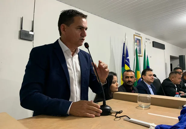 Prefeito Hilton Gomes