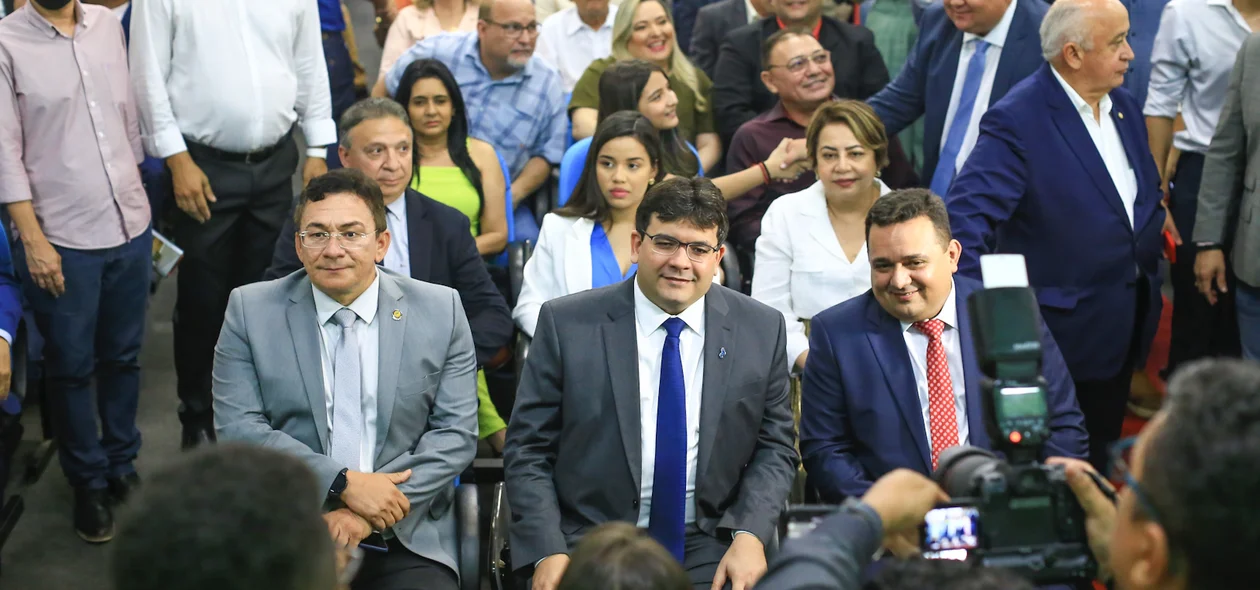 Rafael Fonteles ao lado de Paulo César e Toninho de Caridade