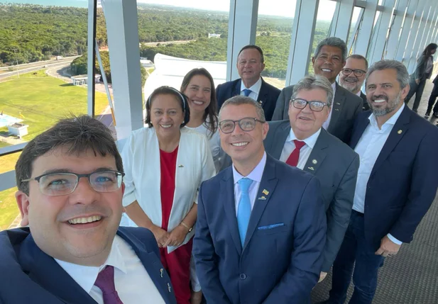 Rafael Fonteles e governadores do Consórcio Nordeste