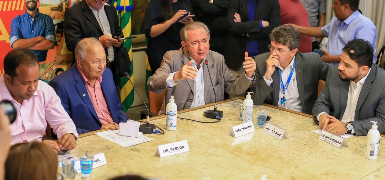 Solenidade aconteceu na Prefeitura de Teresina