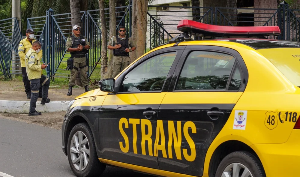 Strans esteve presente no local das manifestações
