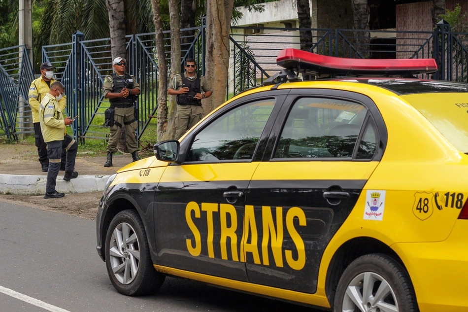 Strans esteve presente no local das manifestações