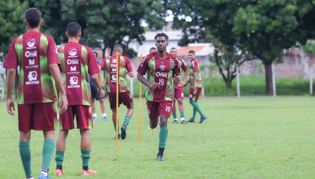Treino físico para os atletas