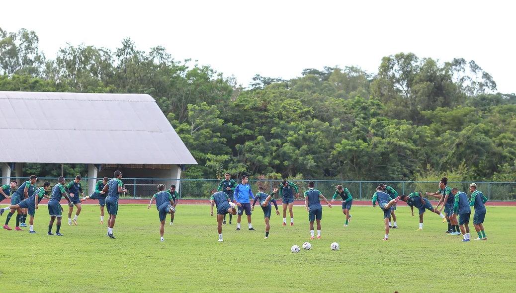 Treino foi liberado para imprensa