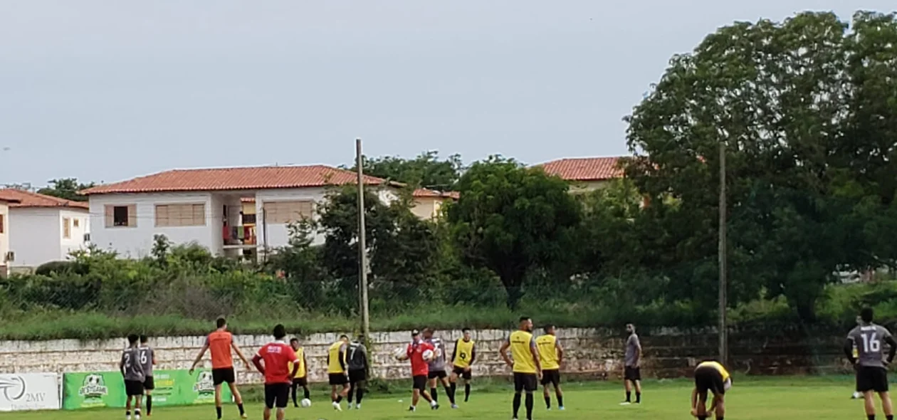 Último treino antes do amistoso contra o Maranhão