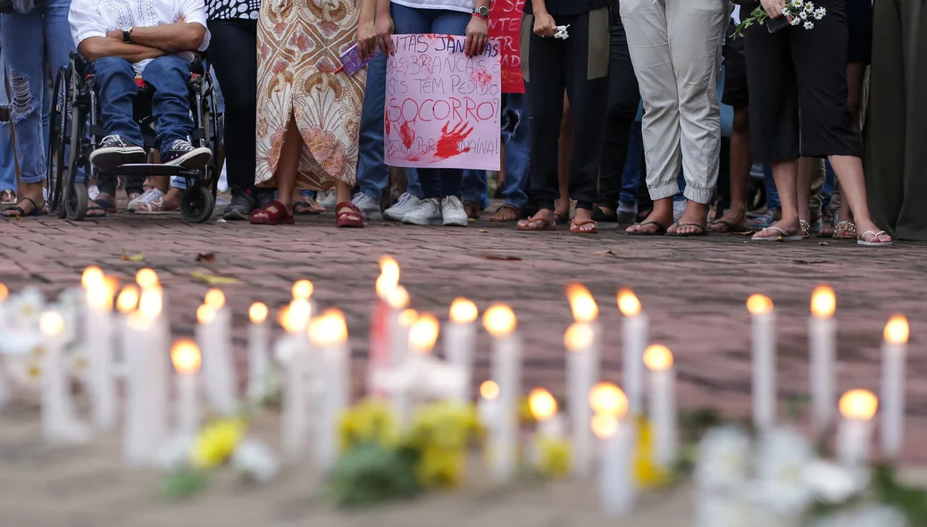 Velas acesas na vigília