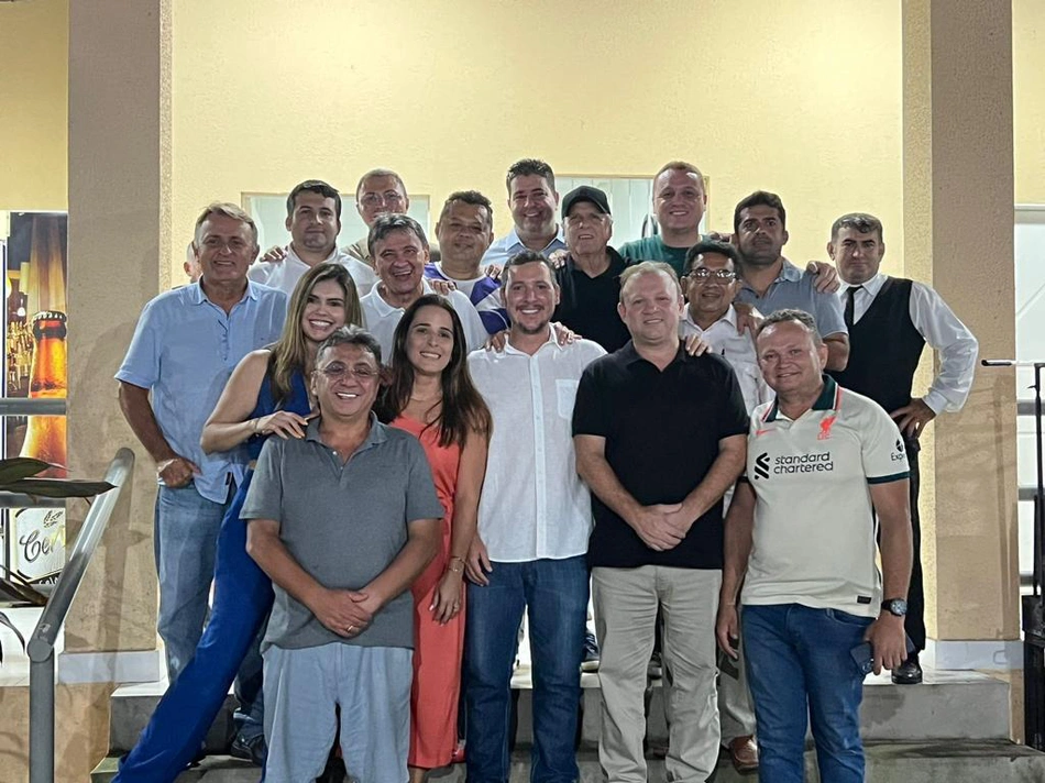 Vereadores reunidos com Wellington Dias