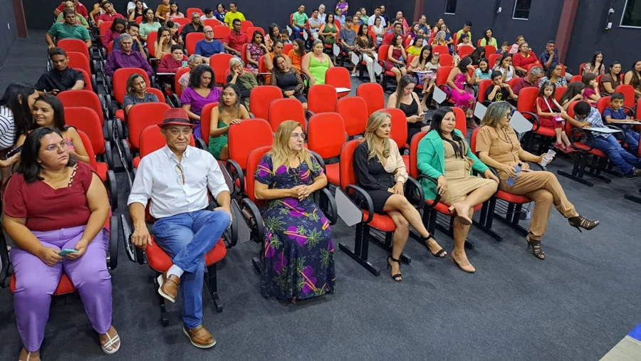 A prefeita Vilma Lima esteve presente na solenidade