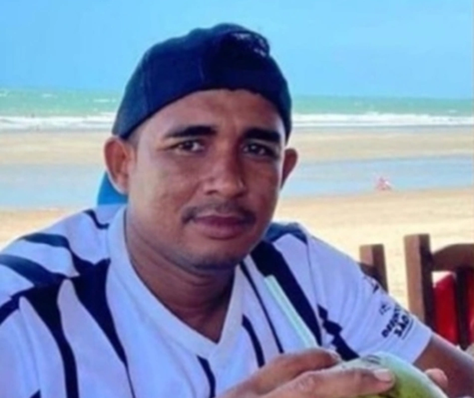 Antônio Pereira dos Santos, de 40 anos de idade, morreu após colidir contra uma porca e perder o controle da sua motocicleta na PI 323