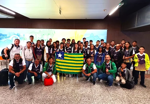 Atletas piauienses embarcam para os Jogos Escolares Brasileiros em Brasília