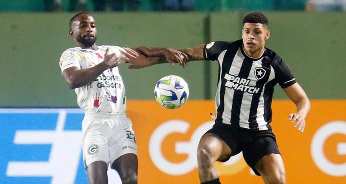 Botafogo e Goiás se enfrentam na noite desta segunda-feira