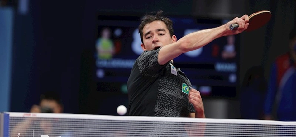 Calderano vence de virada e avança para as quartas de final do WTT