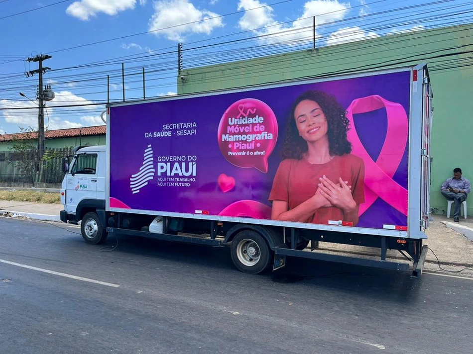 Caminhão da Mamografia inicia atendimentos em Teresina