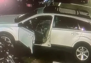 Carro usado pelo atirador que promoveu ataque nos Estados Unidos