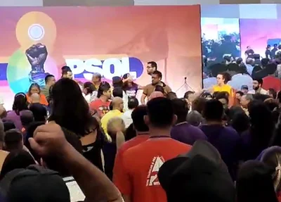Congresso do Psol é marcado por brigas entre militantes e vitória da ala de Boulos no comando da sigla