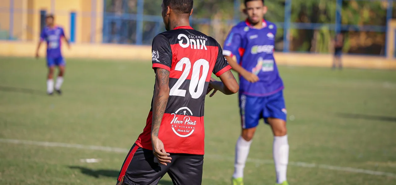 Denis, camisa 20 do Flamengo-PI