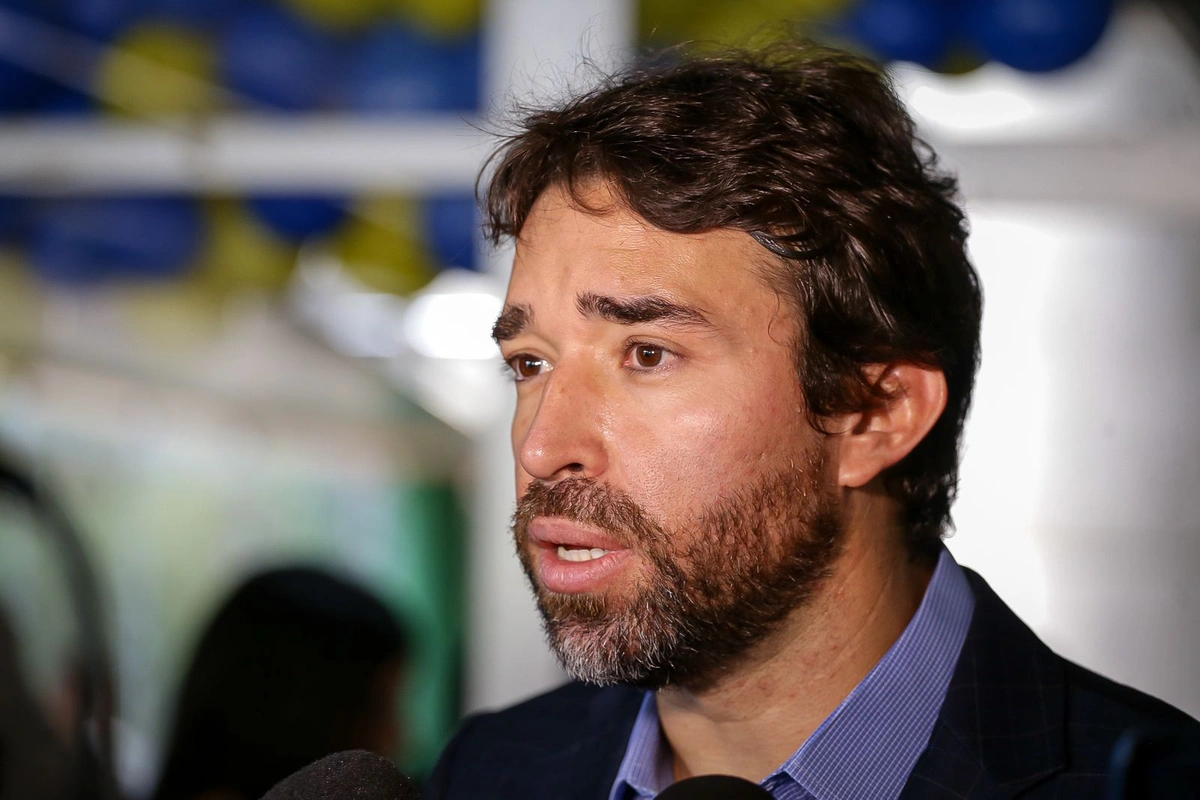 Deputado Marden Menezes