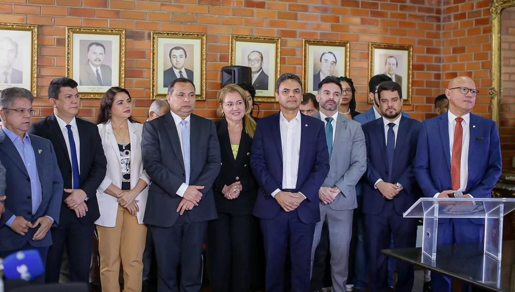 Deputados estaduais