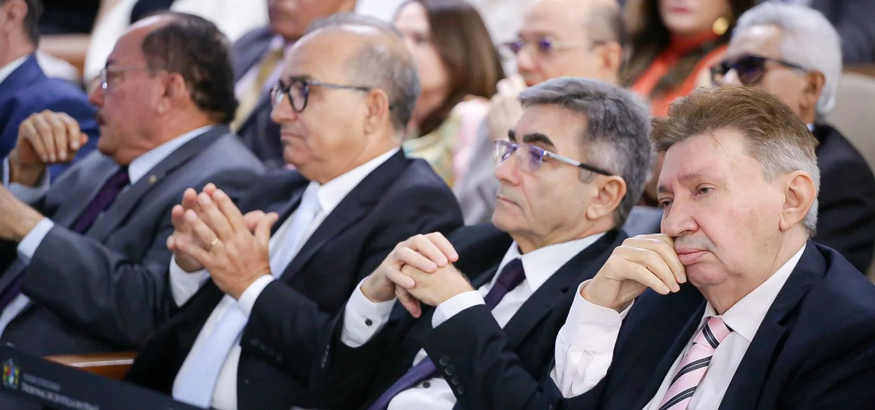 Desembargadores durante a apresentação do Sistema virtual do TJ-PI