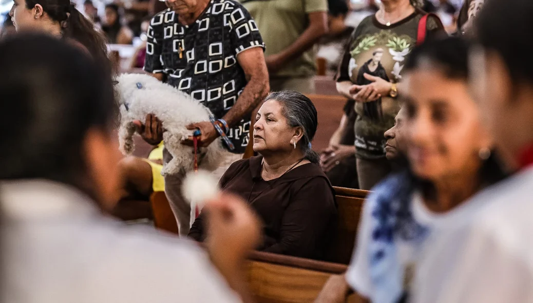 Devotos levaram seus animais para receber a benção