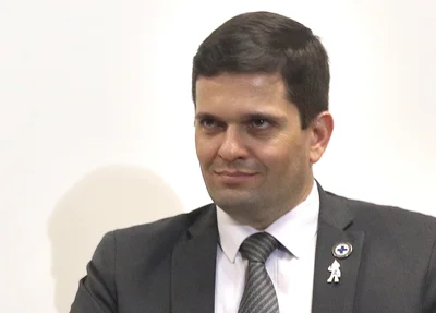 Diretor do Programa Nacional de Imunização (PNI), médico infectologista Éder Gatti