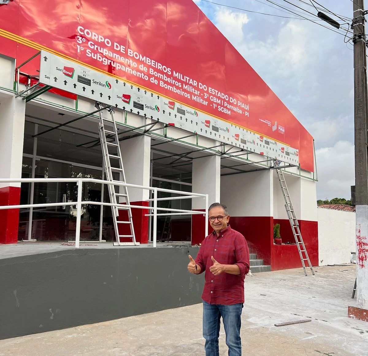 Dr. Hélio na nova sede do Corpo de Bombeiros em Parnaíba