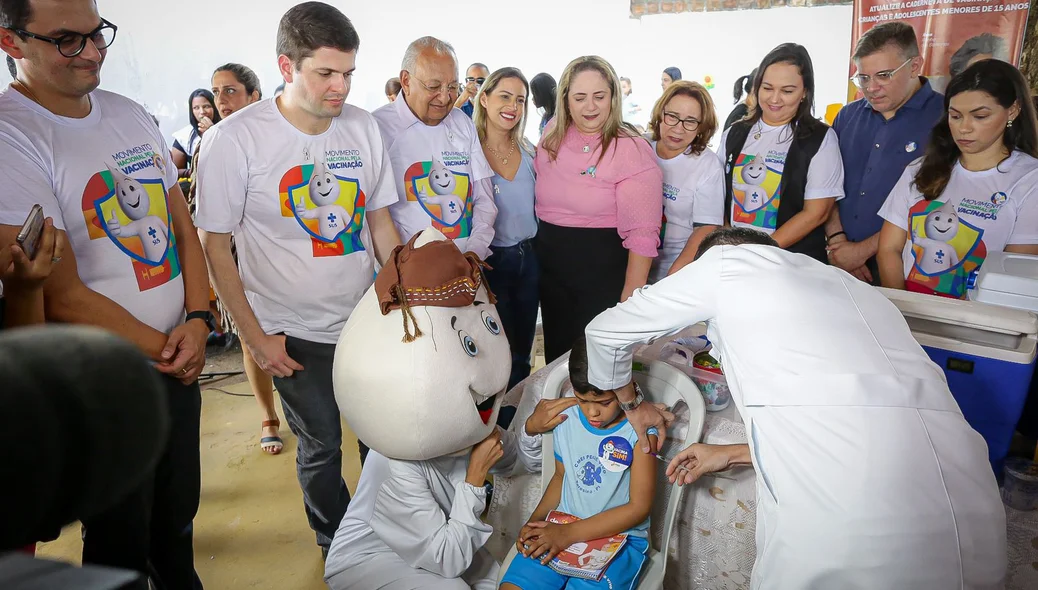Dr. Pessoa prestigia lançamento da Campanha Nacional de Multivacinação