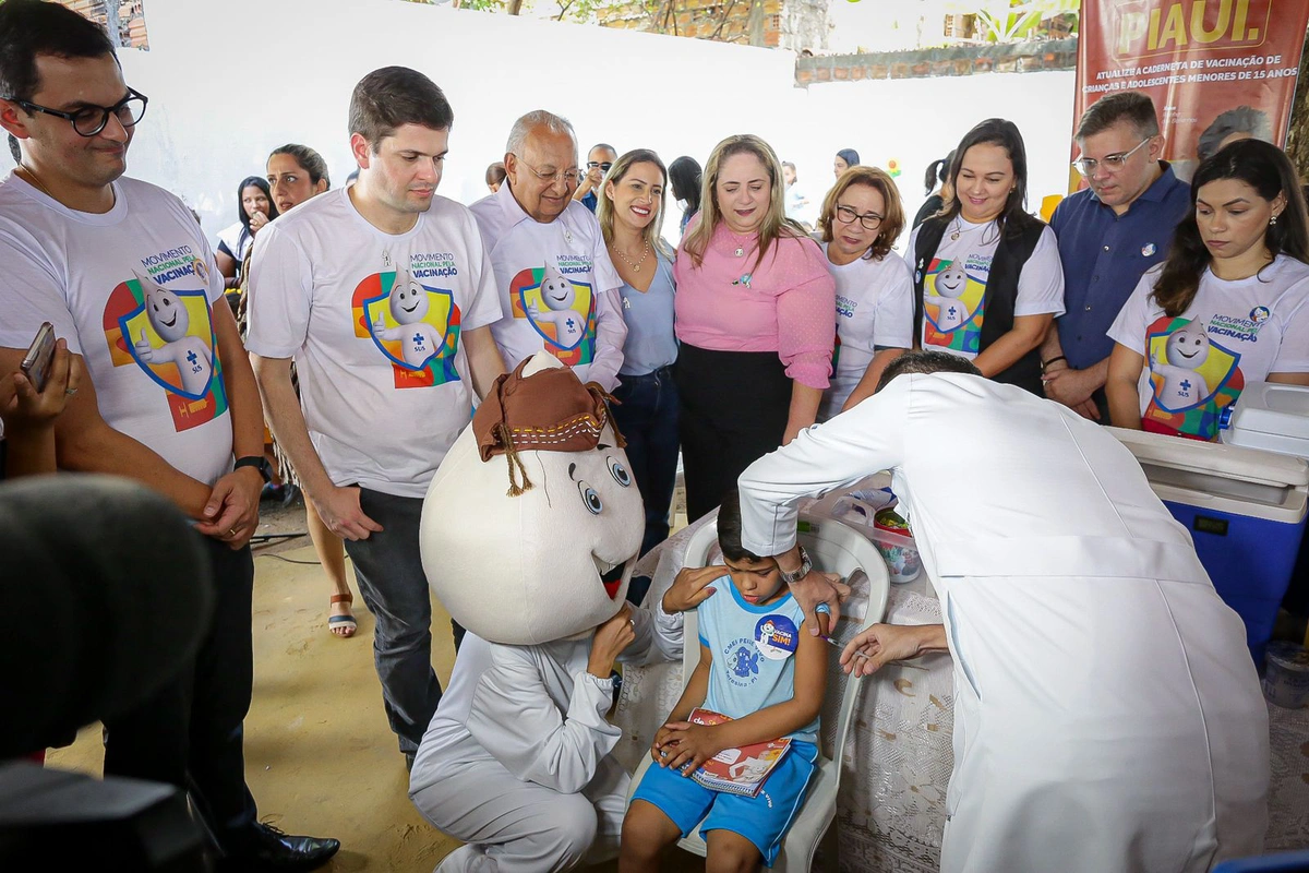 Dr. Pessoa prestigia lançamento da Campanha Nacional de Multivacinação