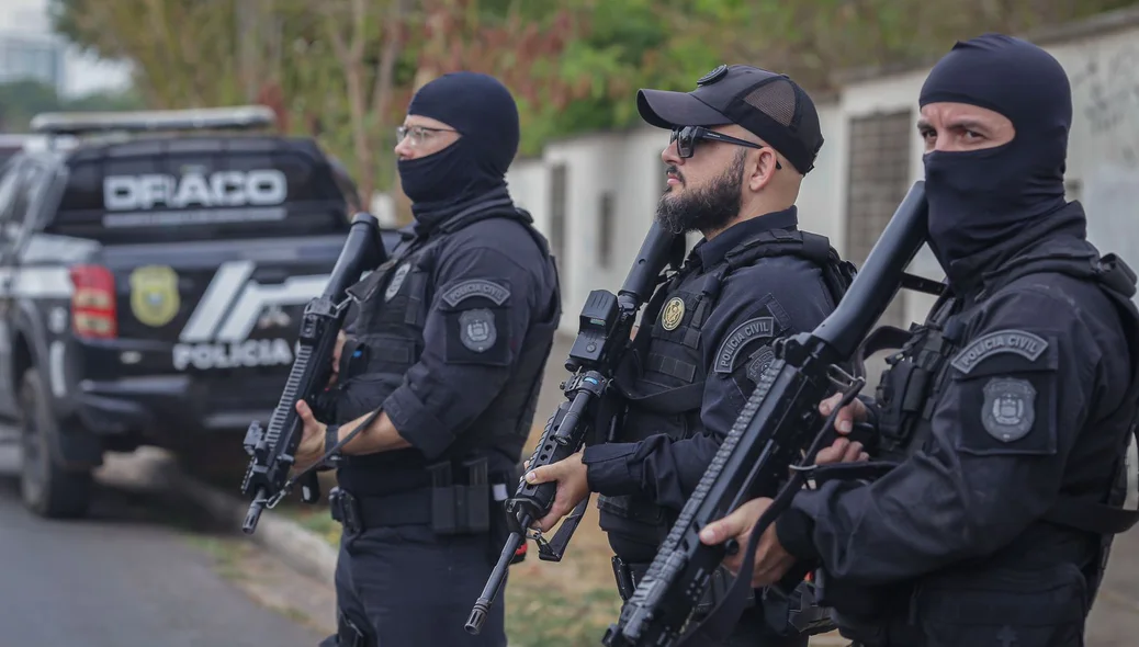 Equipe do DRACO em operação no Parque  Universitário
