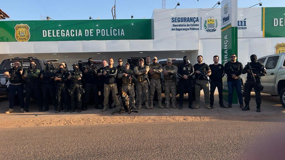 Equipe que participou da operação