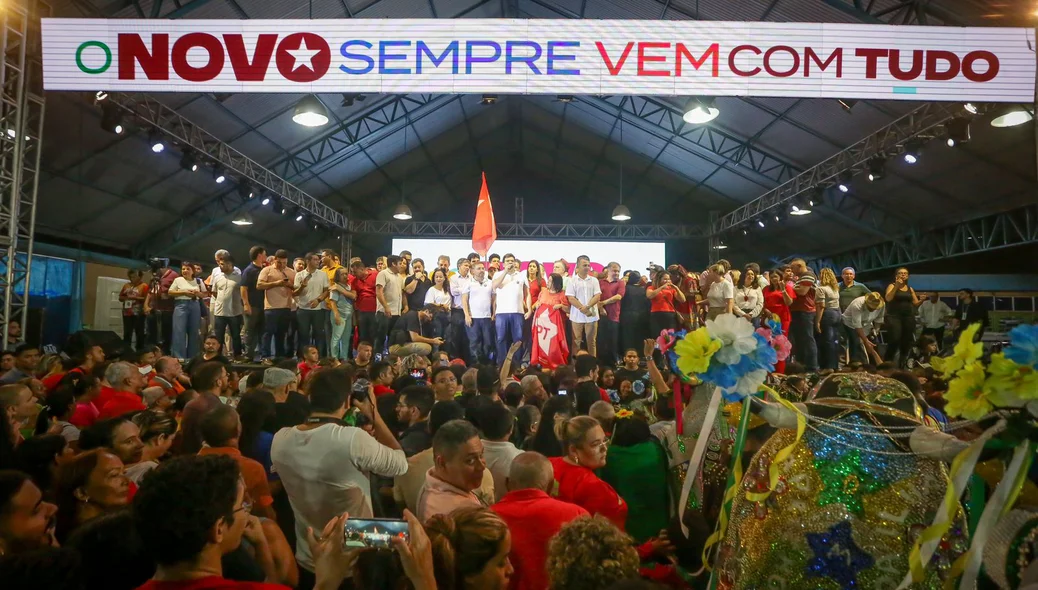 Evento de lançamento da pré-candidatura de Fábio Novo