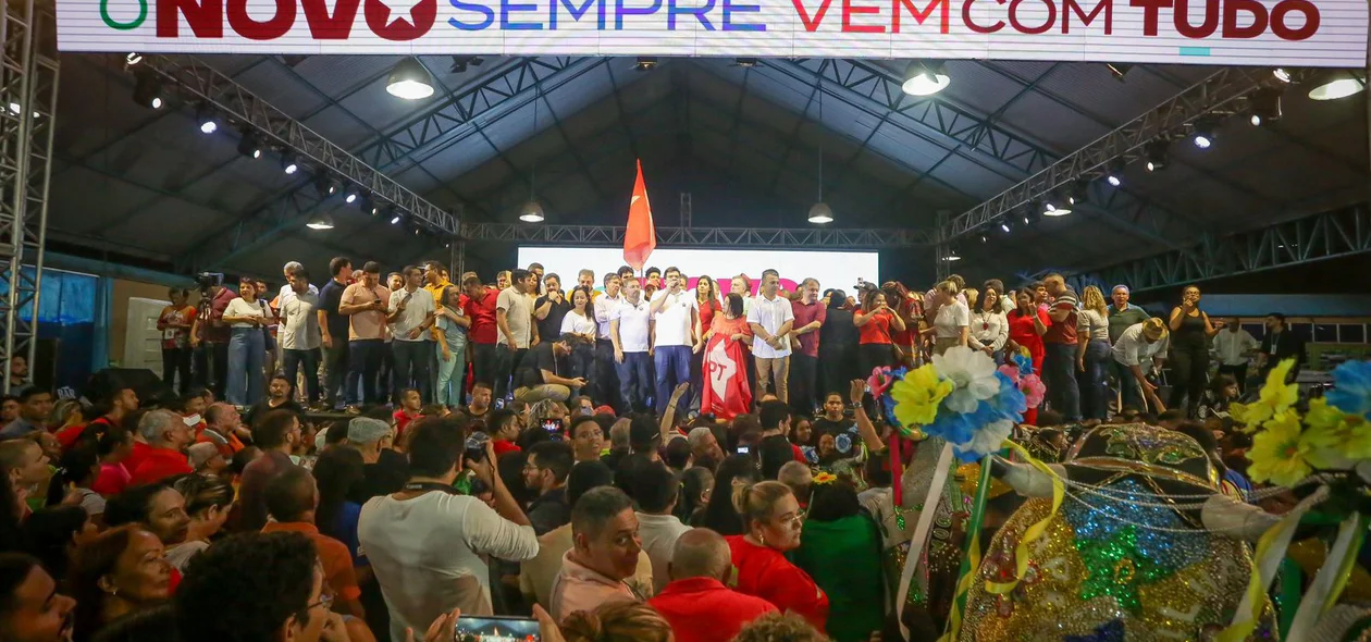 Evento de lançamento da pré-candidatura de Fábio Novo