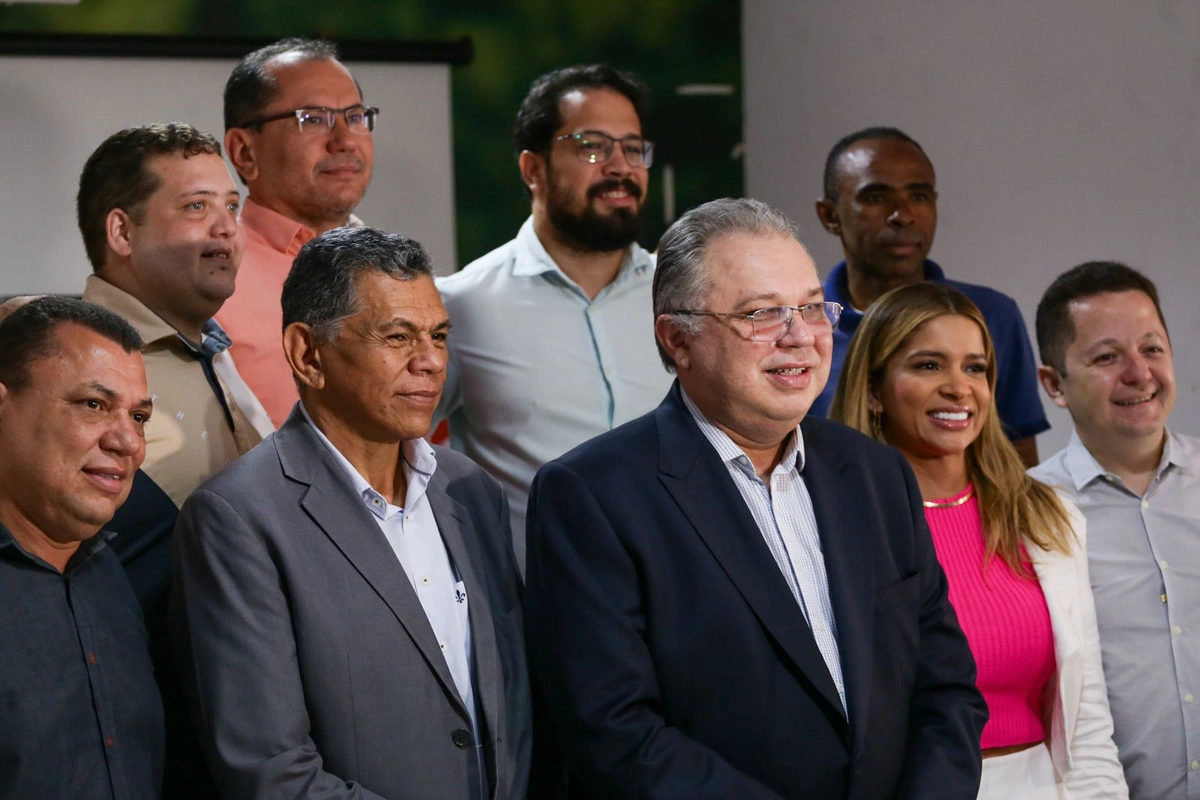 Florentino Neto retira pré-candidatura a prefeito de Parnaíba