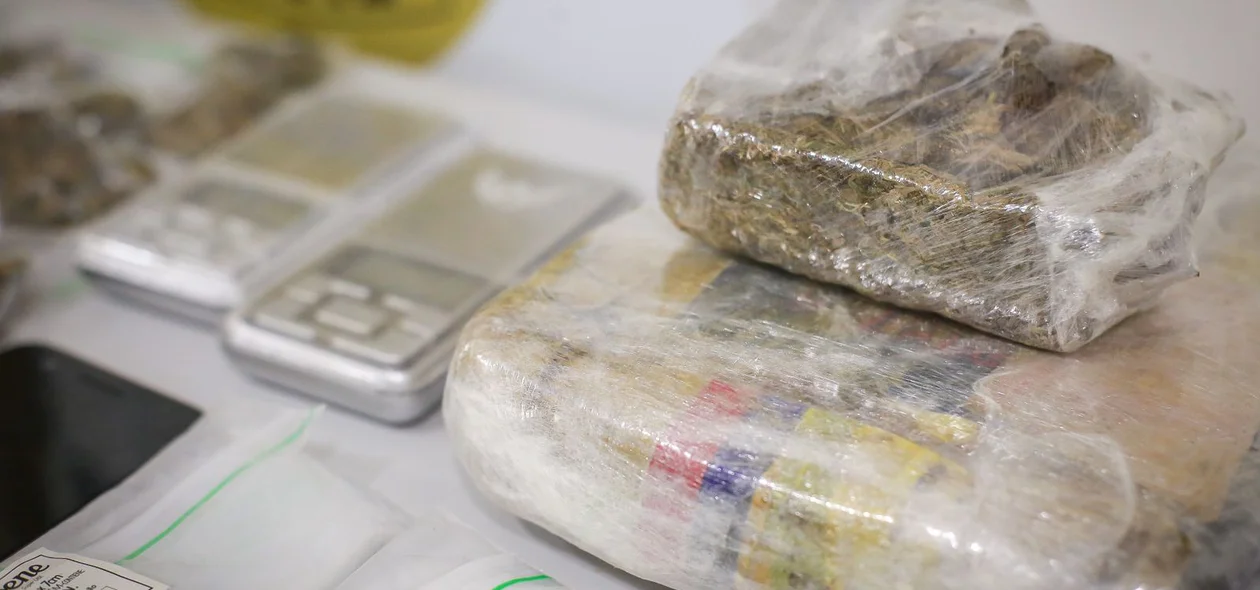 Grande quantidade de drogas