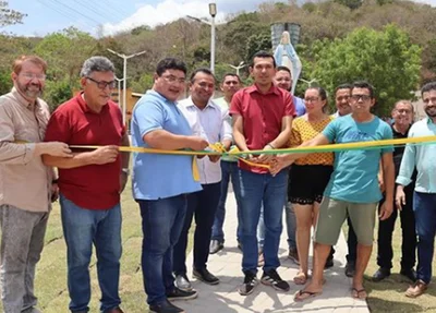 Inauguração da praça da Gávea