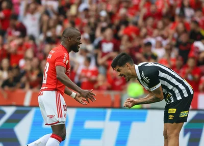 Internacional goleia Santos por 7 a 1