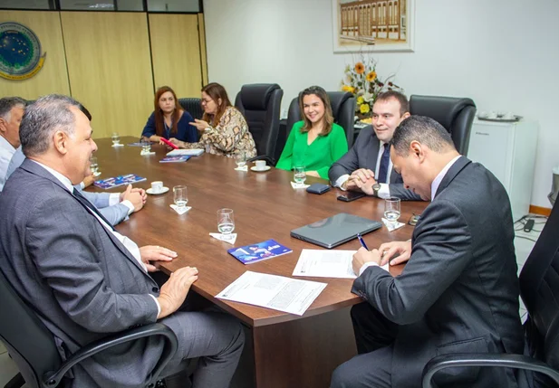Justiça Federal assina acordo de cooperação para participação no programa Justo Acesso