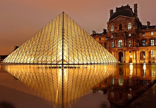 Museu do Louvre